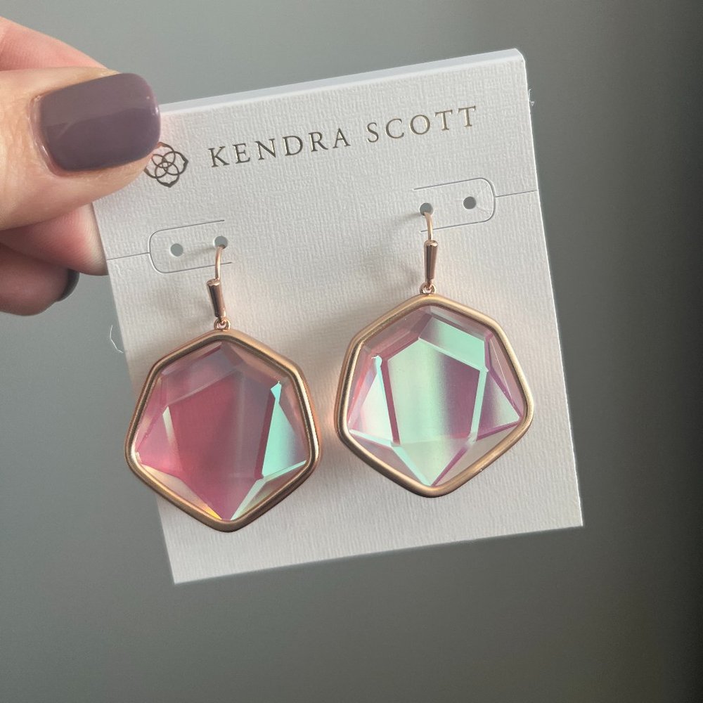 New Kendra Scott Gold Drop Pink Iridescent Earrings NWT